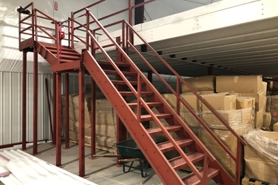 Used Mezzanine Mid Landing